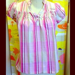 Smocked and pleated Vans tie back top.